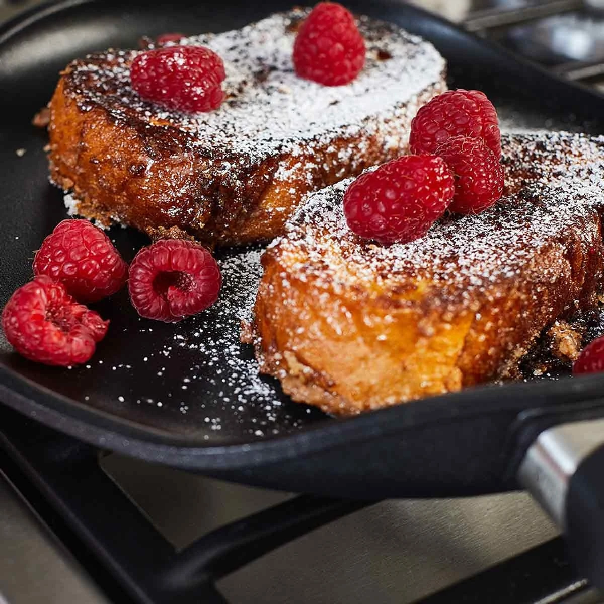 Swiss Diamond XD Induction Crepe Pan 26cm 8 Swiss Diamond XD Induction Crepe Pan 26cm - Image 6