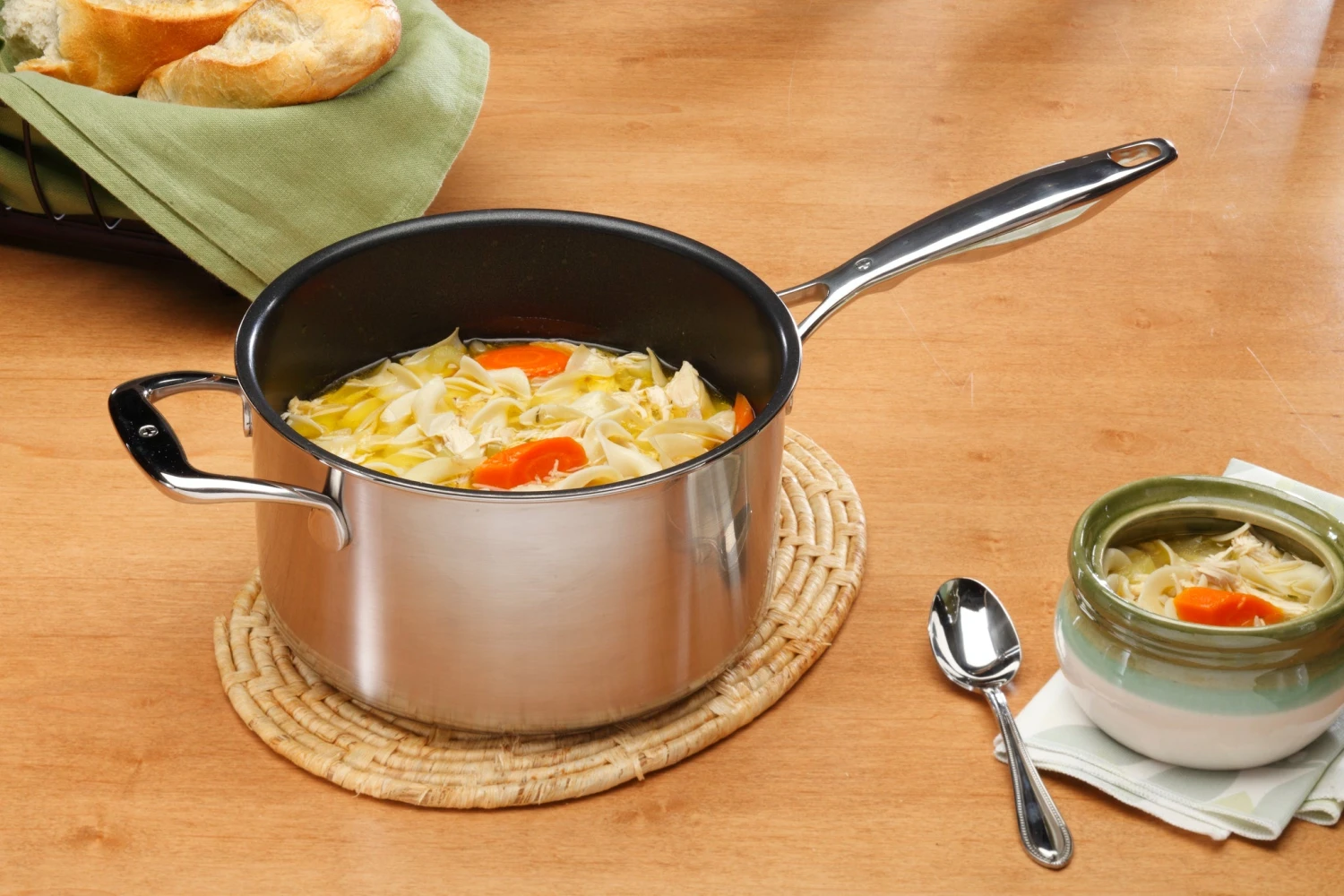 Swiss Diamond Clad Non-stick XD Induction Saucepan 20cm 3.5L 4 Swiss Diamond Clad Non-stick XD Induction Saucepan 20cm 3.5L - Image 2