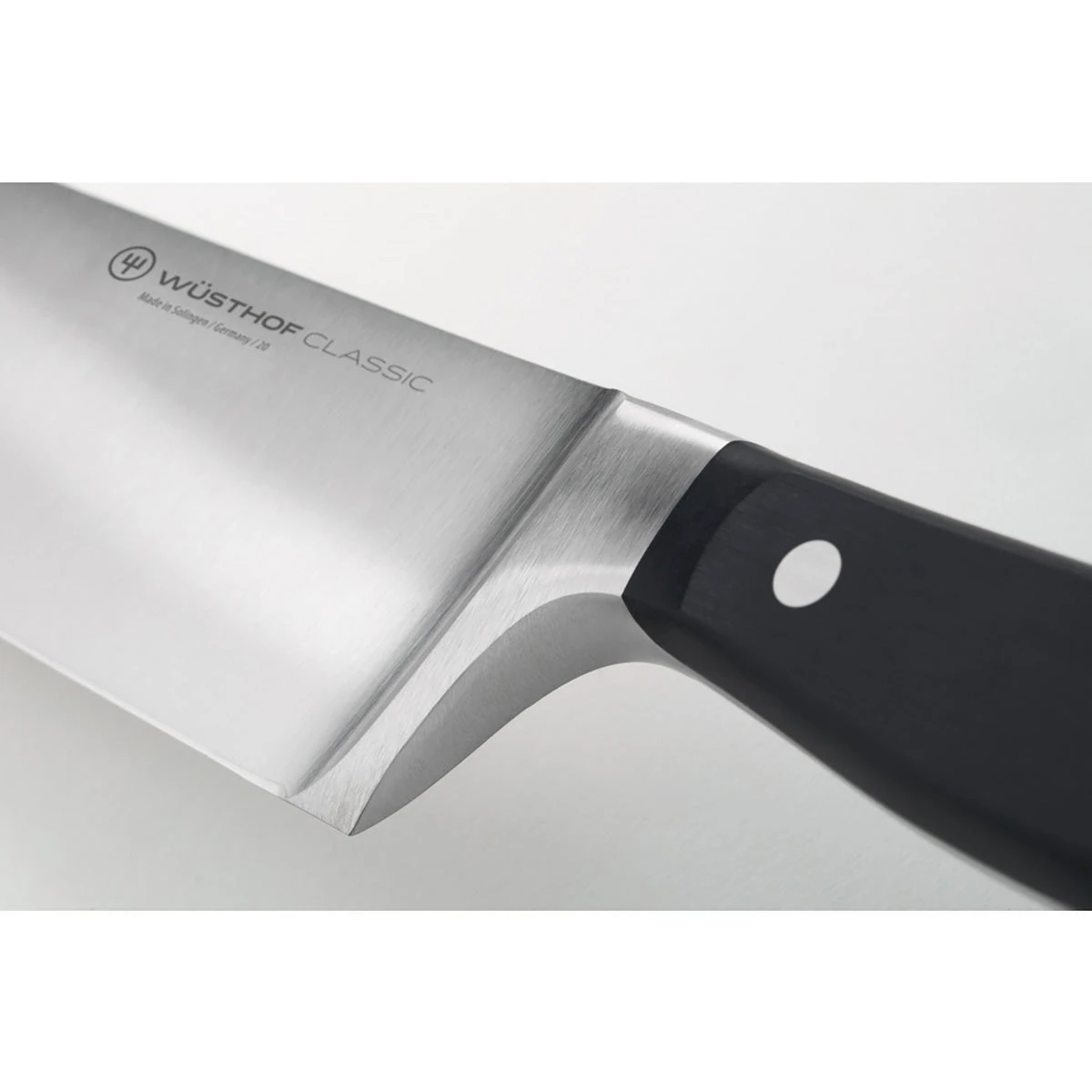 Wusthof Classic Hollow Edge Santoku Knife 17cm 5 Wusthof Classic Hollow Edge Santoku Knife 17cm - Image 3