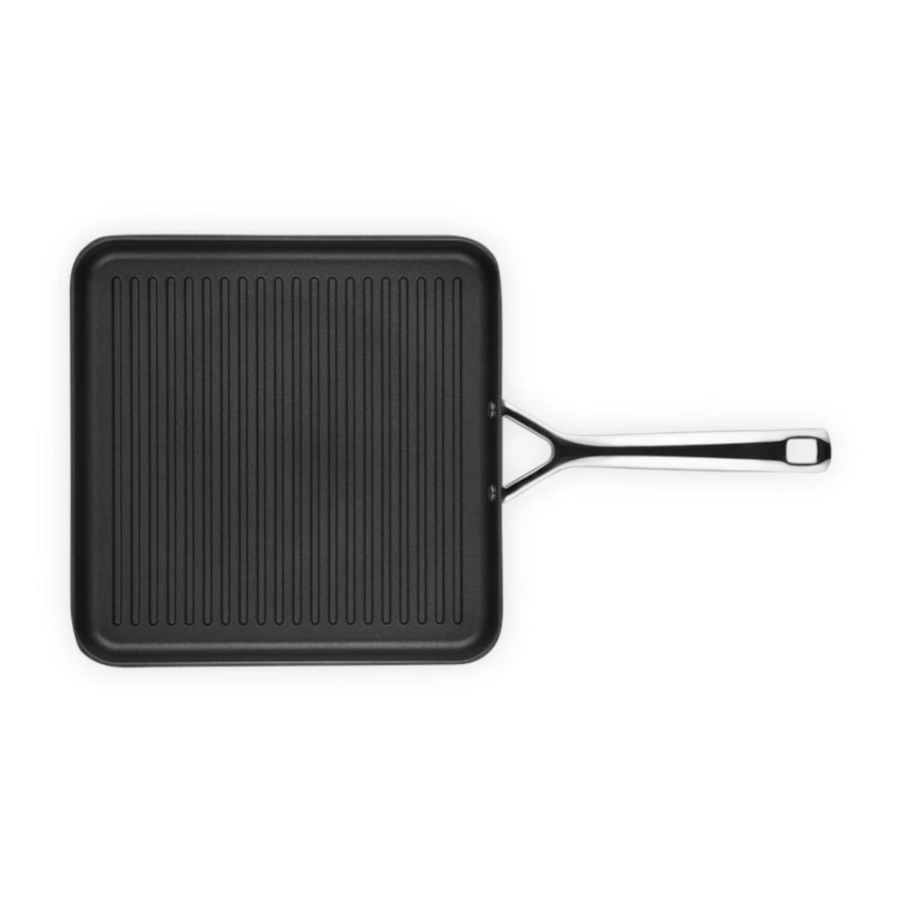 Le Creuset Toughened Non-Stick Grill Pan With Long Handle 28cm 6 Le Creuset Toughened Non-Stick Grill Pan With Long Handle 28cm - Image 4