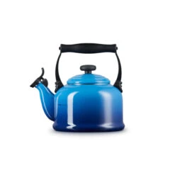 Le Creuset Traditional Kettle Azure 2.1L
