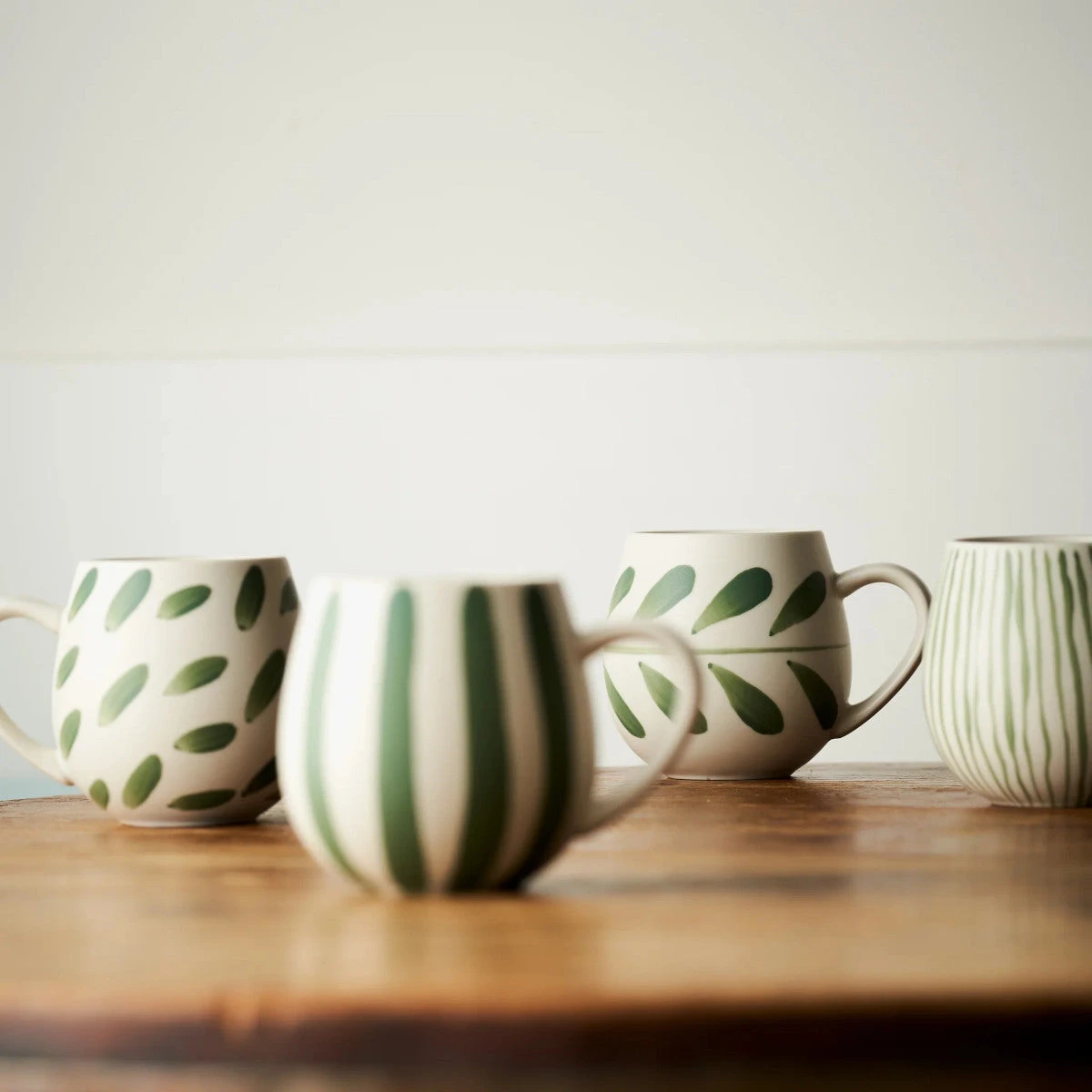 Robert Gordon Hug Me Mugs Olive 400ml (Set Of 4) 8 Robert Gordon Hug Me Mugs Olive 400ml (Set Of 4) - Image 6