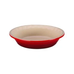 Le Creuset Heritage Stoneware Pie Dish Cerise 23cm