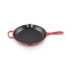 Le Creuset Signature Round Skillet Cerise 30cm