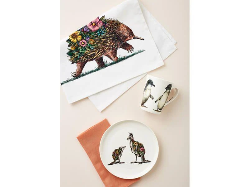 Maxwell & Williams Marini Ferlazzo Families Tall Penguin Parade Mug 450ml 6 Maxwell & Williams Marini Ferlazzo Families Tall Penguin Parade Mug 450ml - Image 4