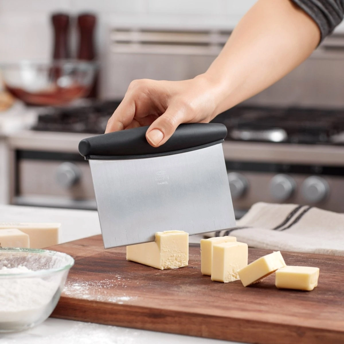 OXO Multi Purpose Scraper & Chopper 6 OXO Multi Purpose Scraper & Chopper - Image 4